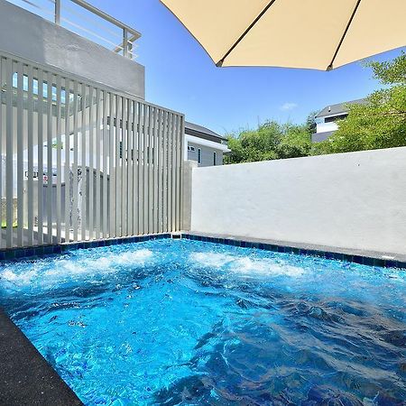 Plumeria Luxury Service Villa จอร์จทาวน์ ภายนอก รูปภาพ