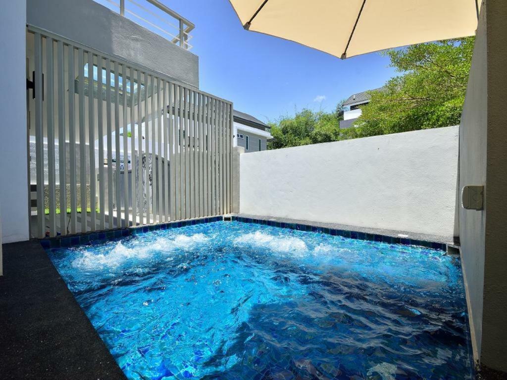 Plumeria Luxury Service Villa จอร์จทาวน์ ภายนอก รูปภาพ